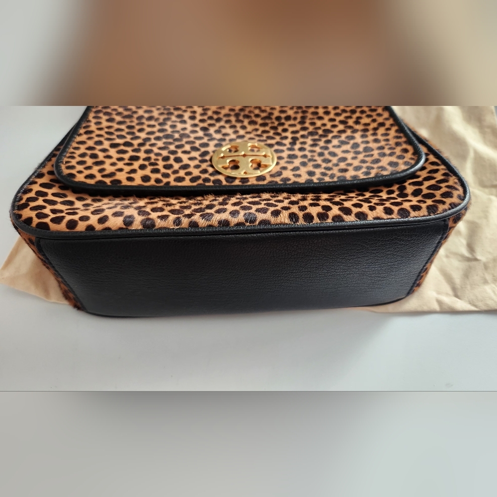 Tory Burch Leopard Print Bag - Picture 7 of 8